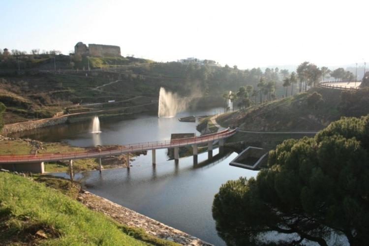 Flor Do Douro - Comercio E Hotelaria, Lda Miranda do Douro Exterior photo